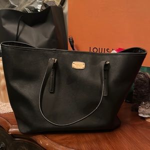 Michael Kors tote bag.